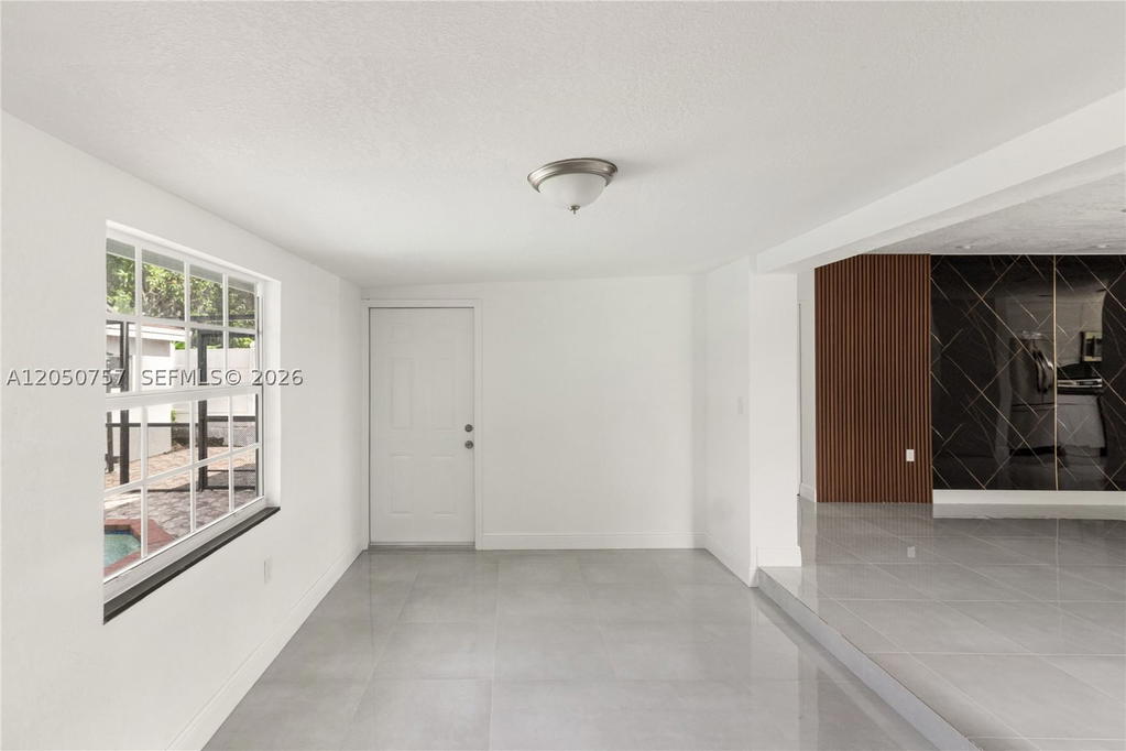 Real estate property located at 19522 37th Ct, Miami-dade, Carol City 2nd Addn, Miami Gardens, FL