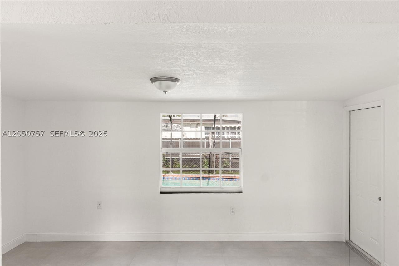 Real estate property located at 19522 37th Ct, Miami-dade, Carol City 2nd Addn, Miami Gardens, FL
