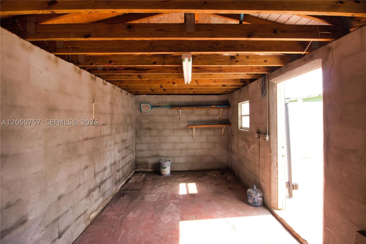 Real estate property located at 19522 37th Ct, Miami-dade, Carol City 2nd Addn, Miami Gardens, FL