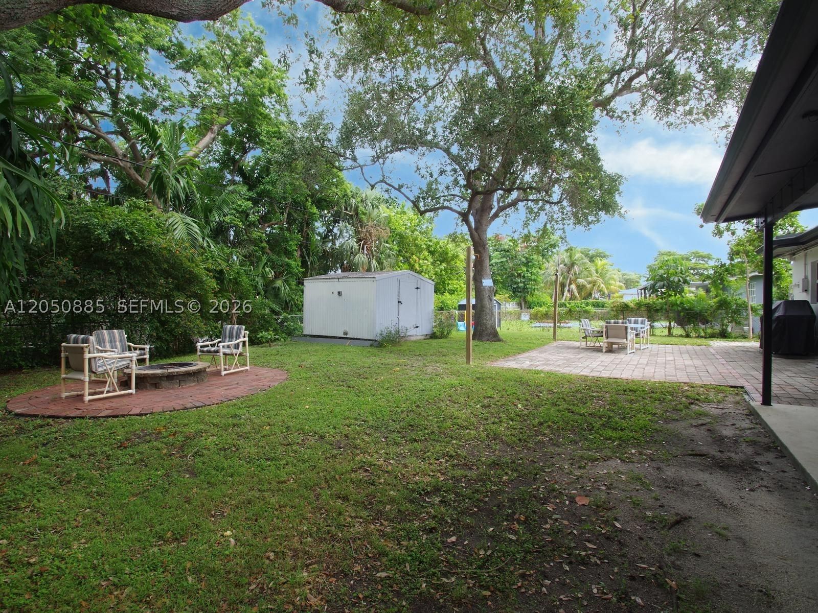 Real estate property located at 5030 113th Ct, Miami-dade, Westwood Lake 4th Addn, Miami, FL