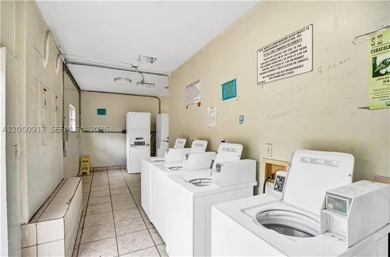 Real estate property located at 505 177th St #111, Miami-dade, New World Condo Apts Iv, Miami Gardens, FL