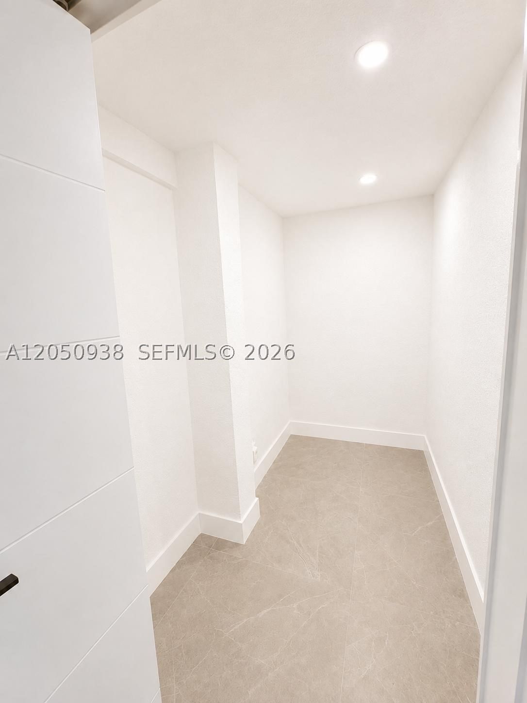 Real estate property located at 7239 3rd St, Miami-dade, Winona Park 1st Addn, Miami, FL