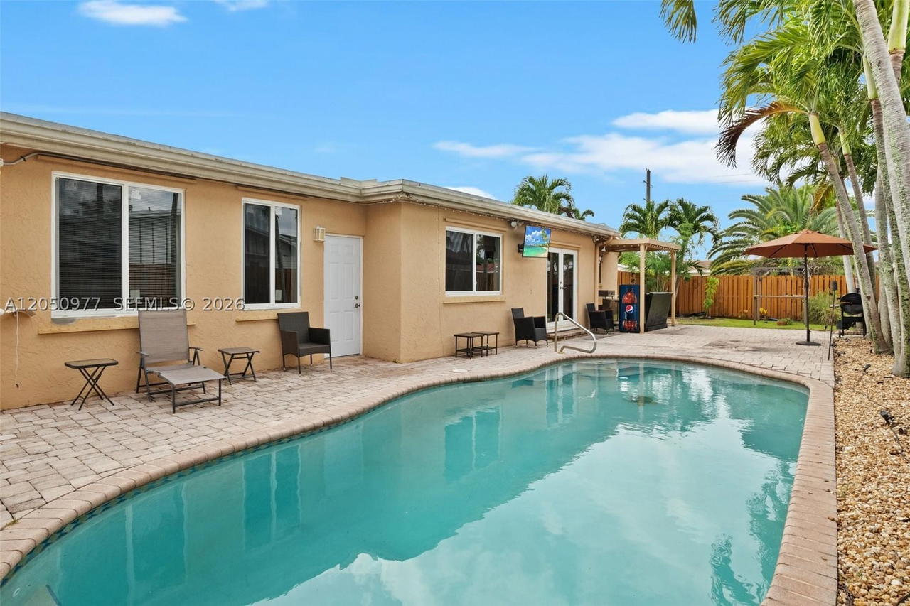 Real estate property located at 2251 87th Ave, Broward, Pasadena Lakes West, Pembroke Pines, FL