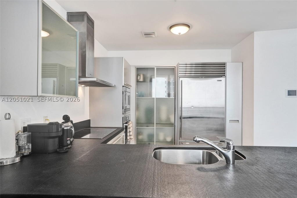 Real estate property located at 18201 Collins Ave #4705, Miami-dade, Trump Royale Condo, Sunny Isles Beach, FL