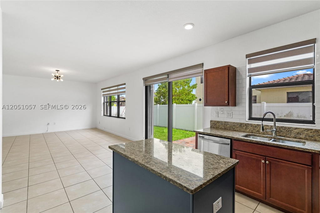 Real estate property located at 3573 93rd Pl, Miami-dade, Bonterra, Hialeah, FL