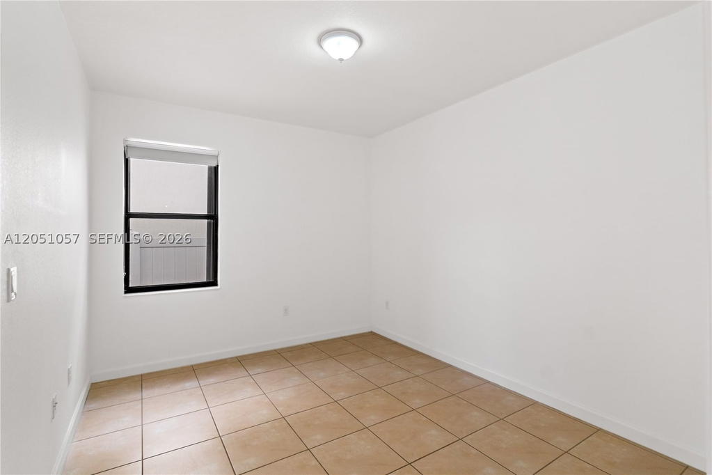 Real estate property located at 3573 93rd Pl, Miami-dade, Bonterra, Hialeah, FL