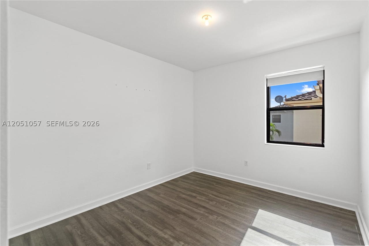 Real estate property located at 3573 93rd Pl, Miami-dade, Bonterra, Hialeah, FL