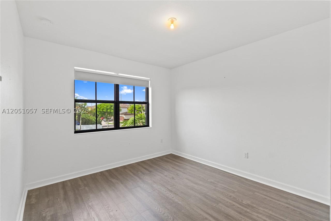 Real estate property located at 3573 93rd Pl, Miami-dade, Bonterra, Hialeah, FL