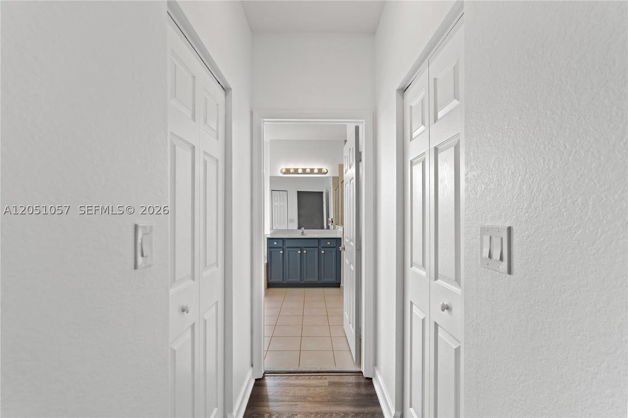 Real estate property located at 3573 93rd Pl, Miami-dade, Bonterra, Hialeah, FL