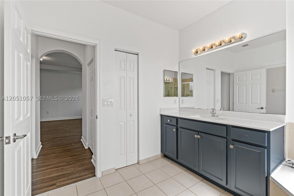 Real estate property located at 3573 93rd Pl, Miami-dade, Bonterra, Hialeah, FL