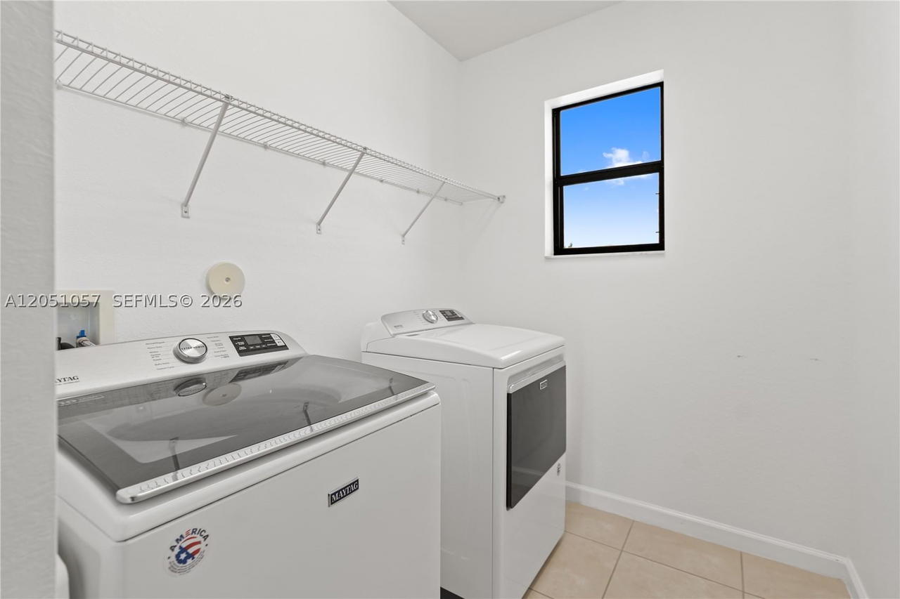 Real estate property located at 3573 93rd Pl, Miami-dade, Bonterra, Hialeah, FL