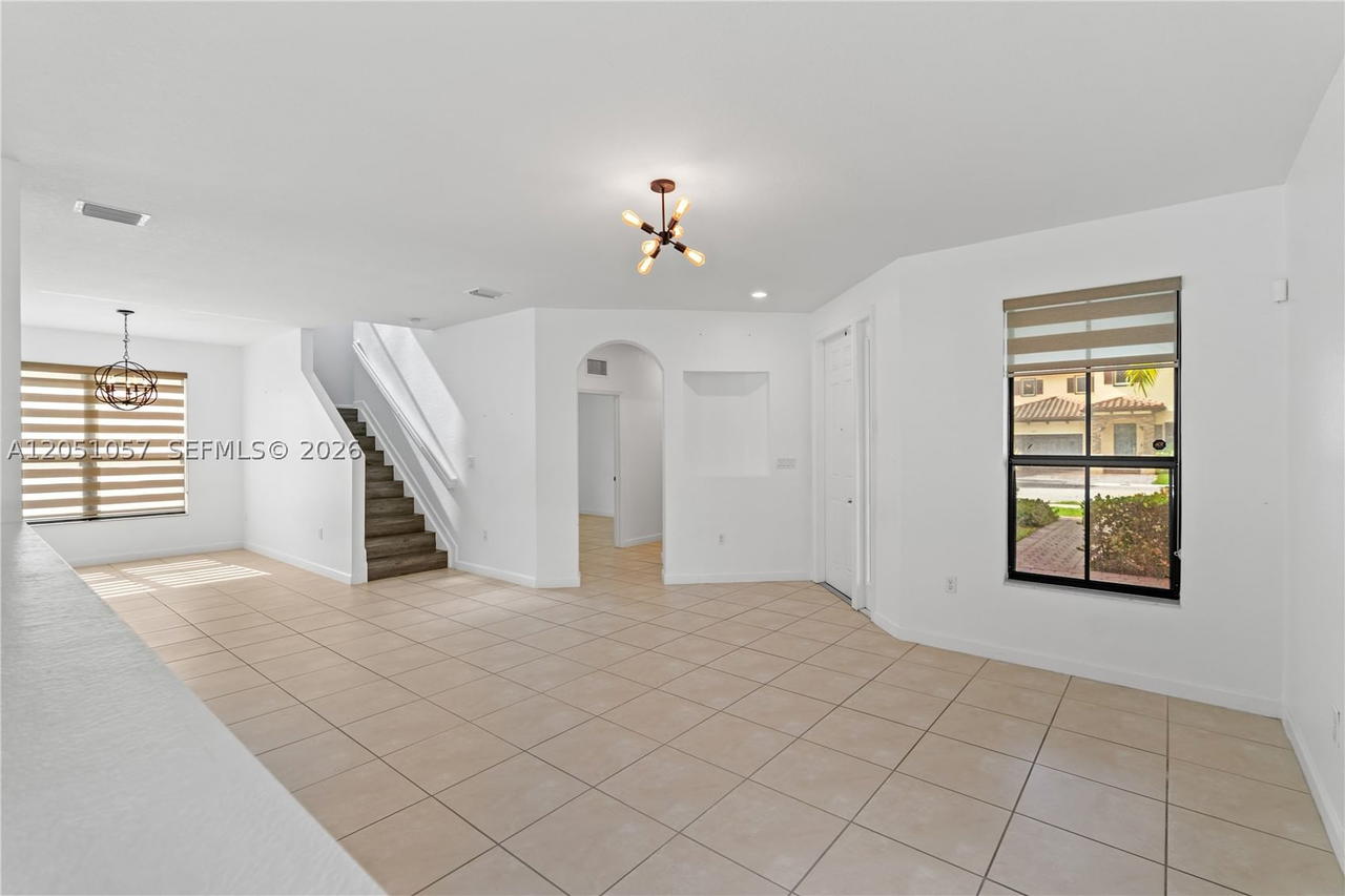 Real estate property located at 3573 93rd Pl, Miami-dade, Bonterra, Hialeah, FL