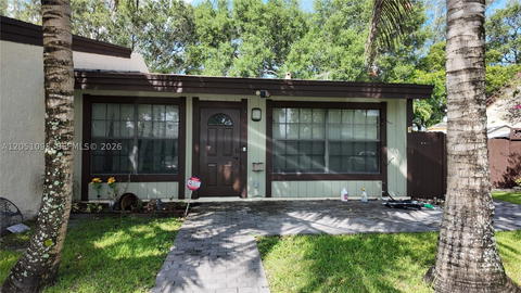 Real estate property located at 2070 Sweet Gum Ave, Broward, Everglades Sugar & Land C, Pembroke Pines, FL