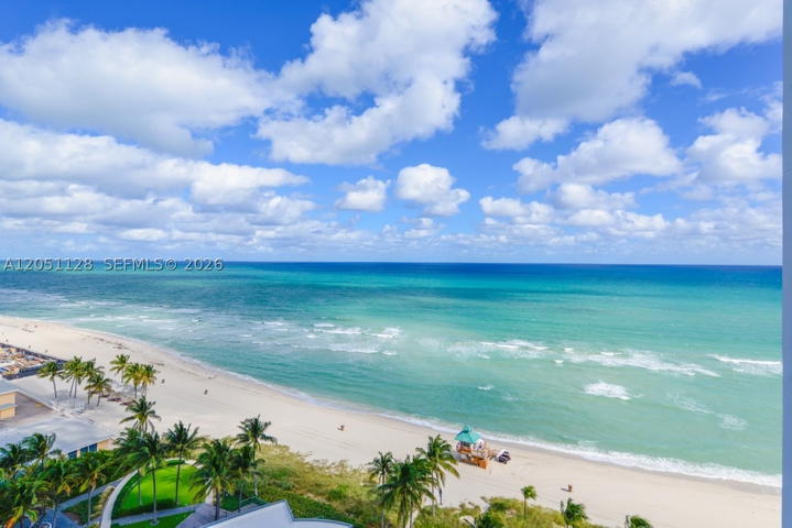 Real estate property located at 18201 Collins Ave #1604, Miami-dade, Trump Royale Condo, Sunny Isles Beach, FL