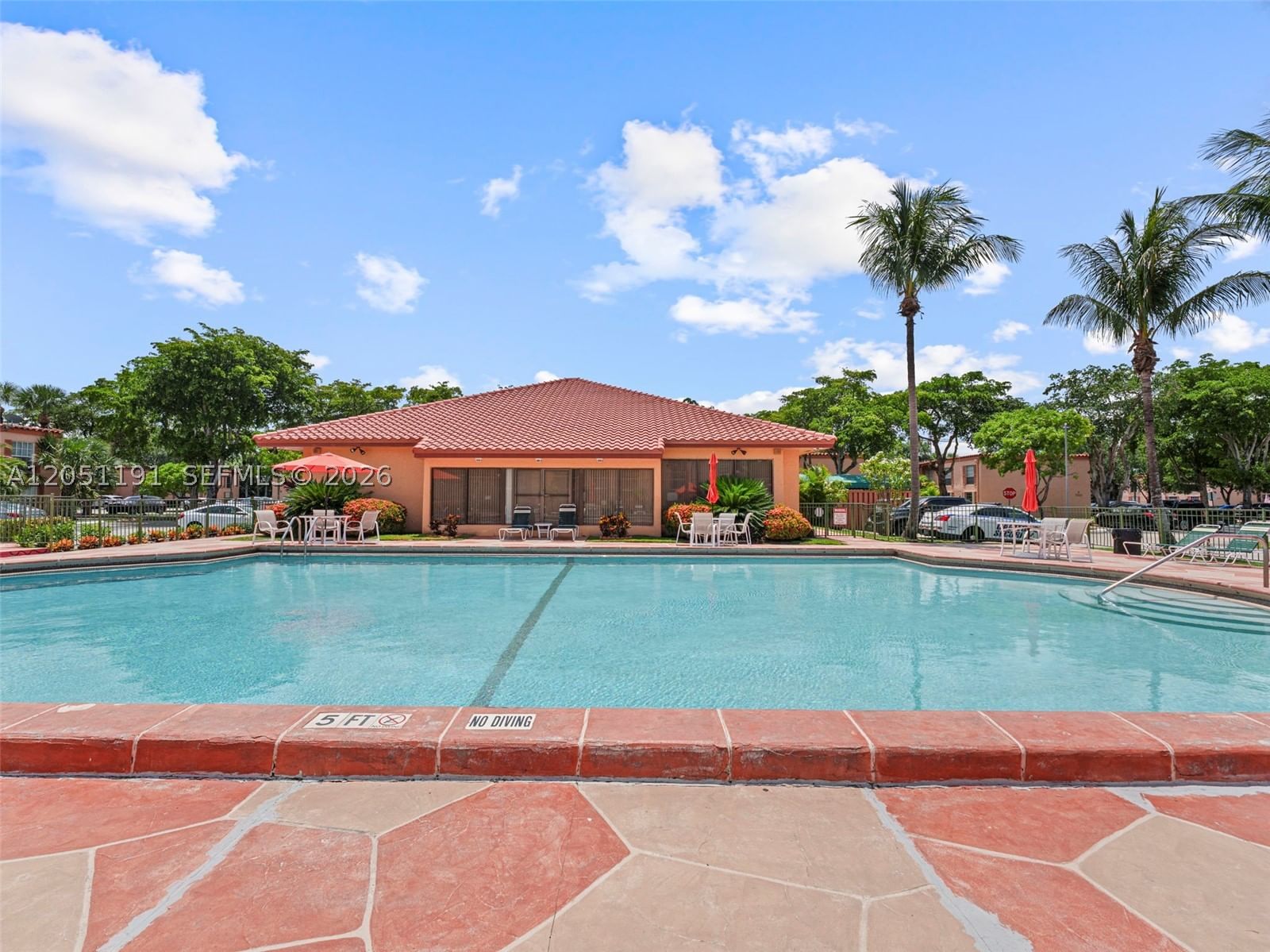 Real estate property located at 7220 Fairway Dr G3, Miami-dade, Cypress Village Condo, Miami Lakes, FL