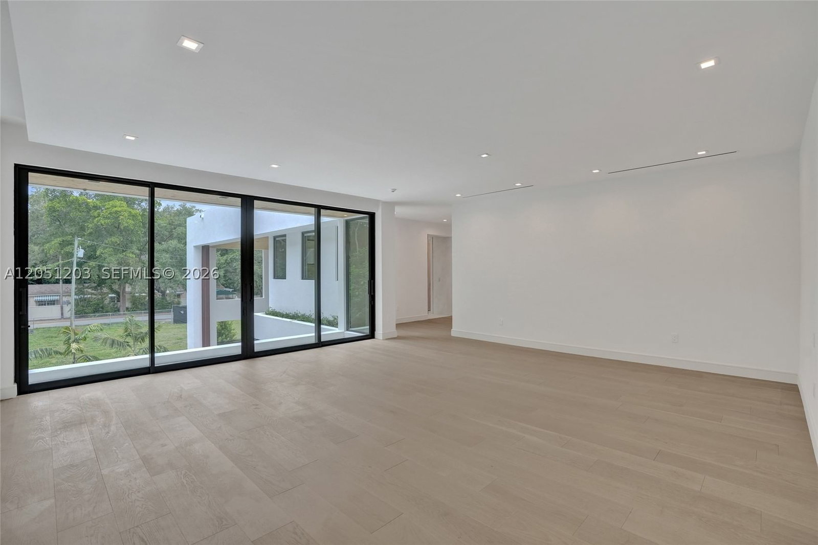 Real estate property located at 4640 Sunset Dr, Miami-dade, Coral Gables Bisc Bay, Miami, FL