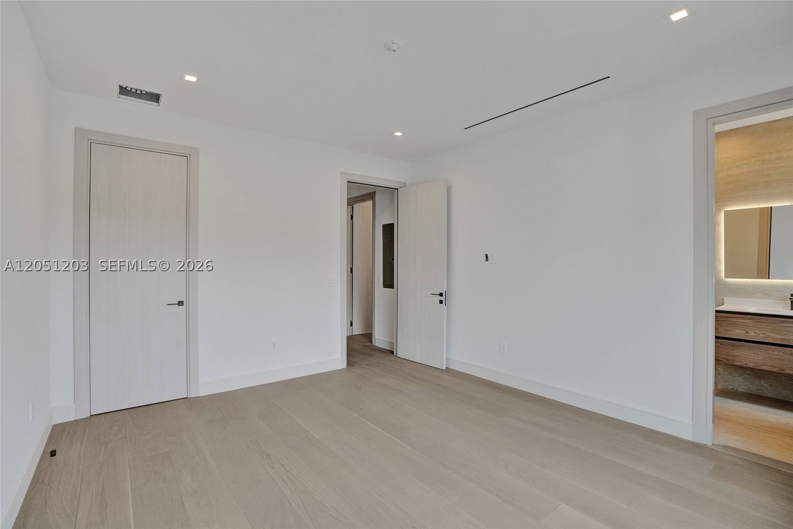 Real estate property located at 4640 Sunset Dr, Miami-dade, Coral Gables Bisc Bay, Miami, FL