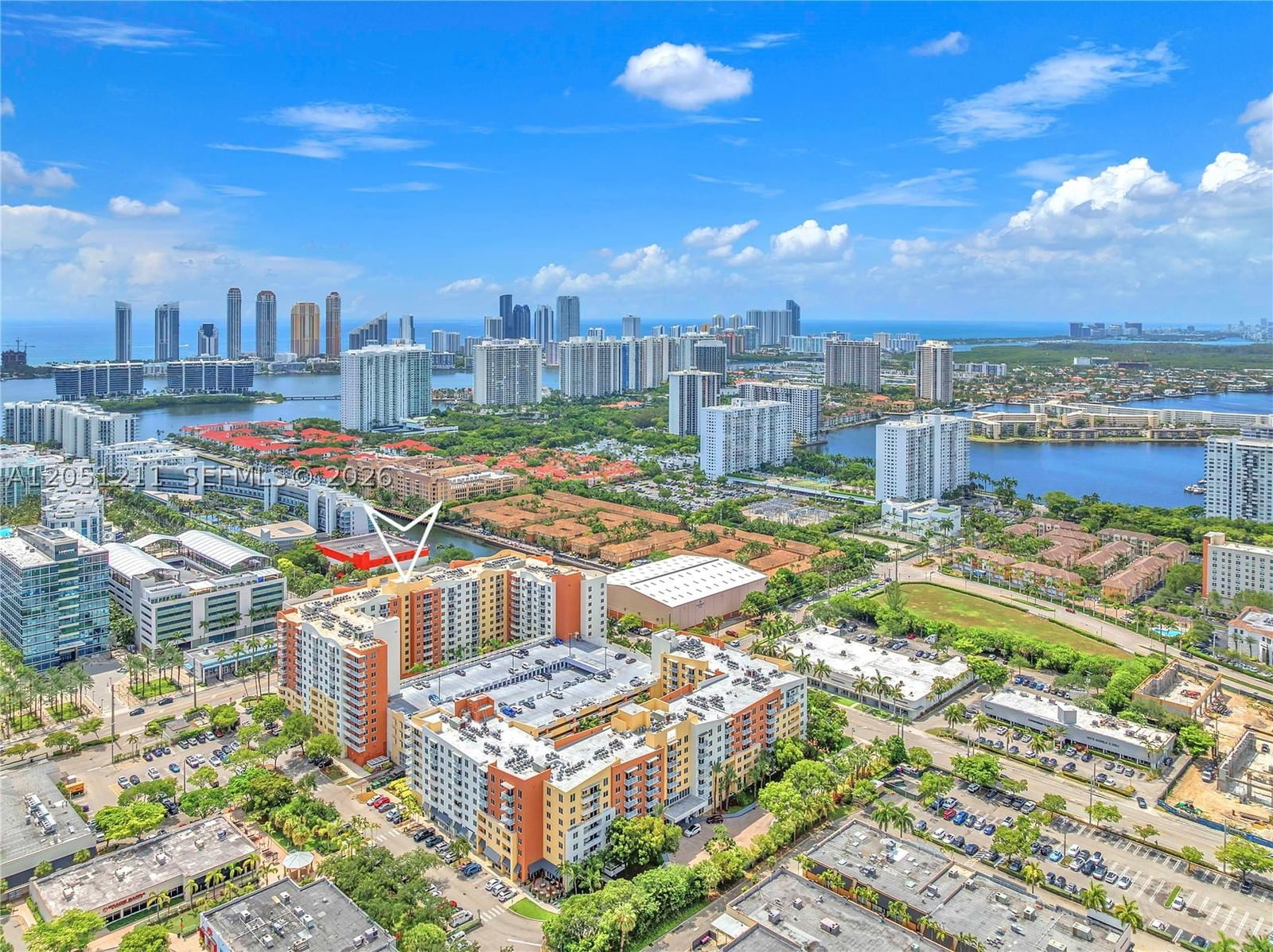 Real estate property located at 18800 29th Ave #517 (Fully Renovated), Miami-dade, Venture At Aventura East, Aventura, FL