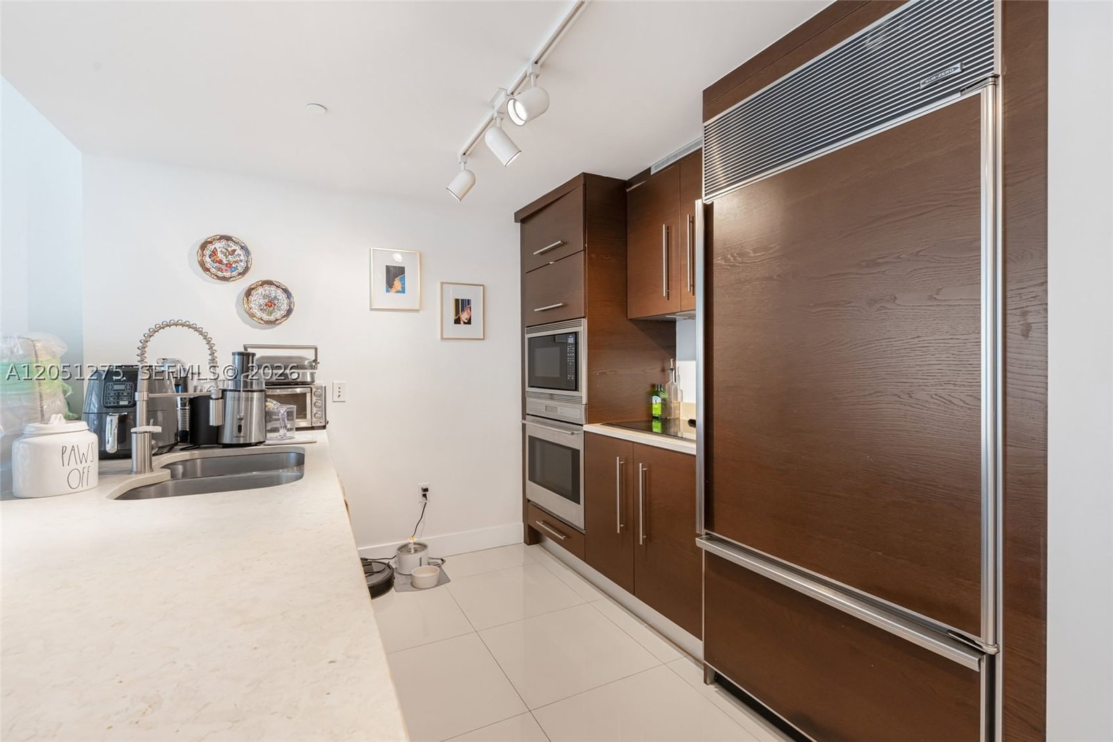 Real estate property located at 475 Brickell Ave #3111, Miami-dade, Iconbrickell Condo No 1, Miami, FL
