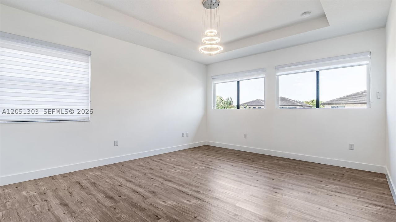 Real estate property located at 8900 161st Ter, Miami-dade, Dunnwoody Lake, Miami Lakes, FL