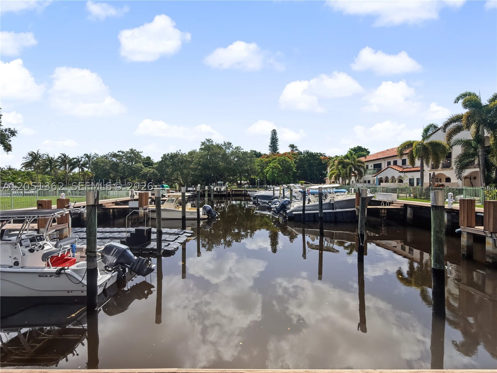 Real estate property located at 2908 Hidden Harbour Ct, Broward, Cape Fear, Dania Beach, FL