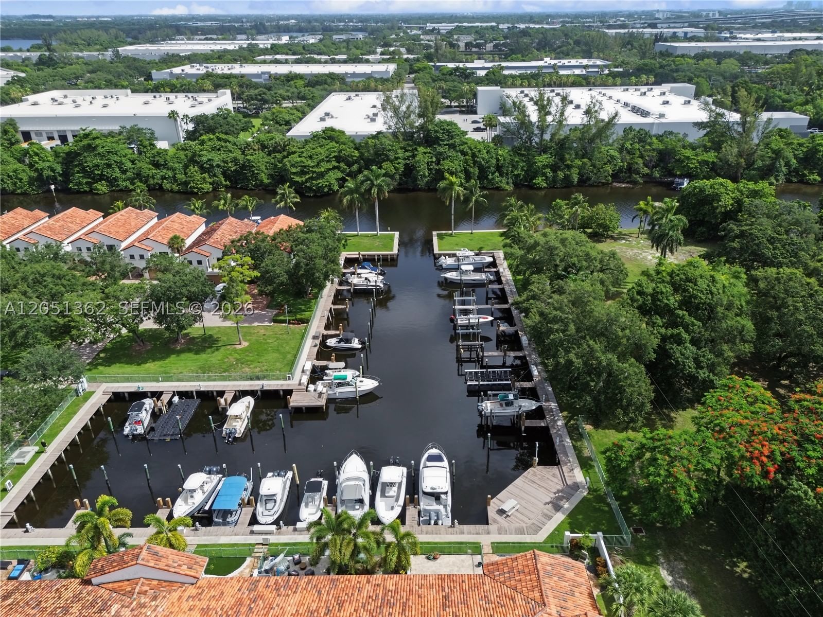 Real estate property located at 2908 Hidden Harbour Ct, Broward, Cape Fear, Dania Beach, FL