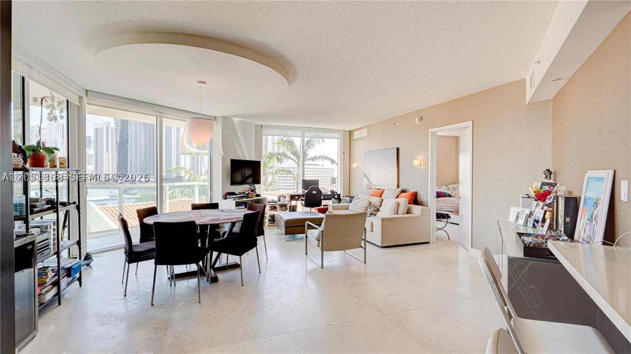 Real estate property located at 200 Sunny Isles Blvd #2-801, Miami-dade, St Tropez On The Bay Ii C, Sunny Isles Beach, FL
