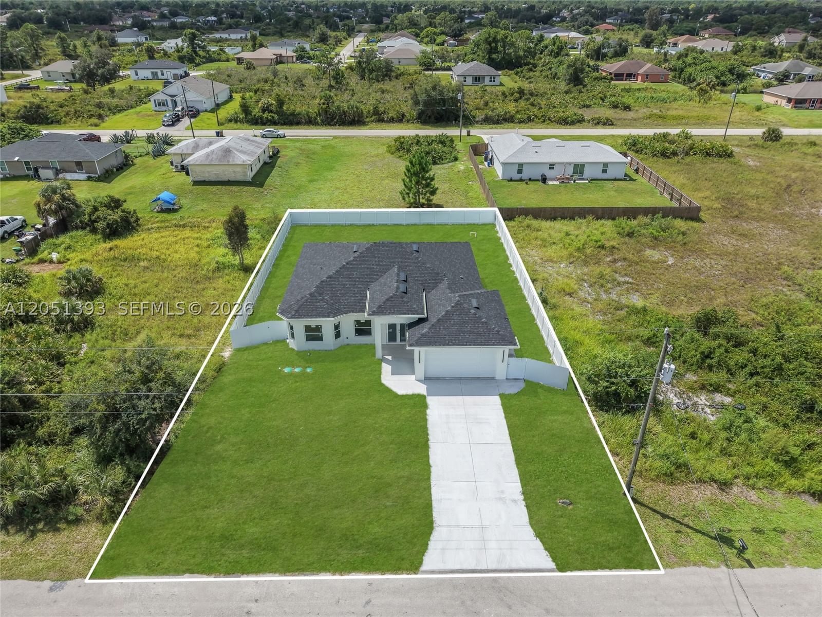 Real estate property located at 2909 63rd St W, Lee, Lehigh Acres, Lehigh Acres, FL