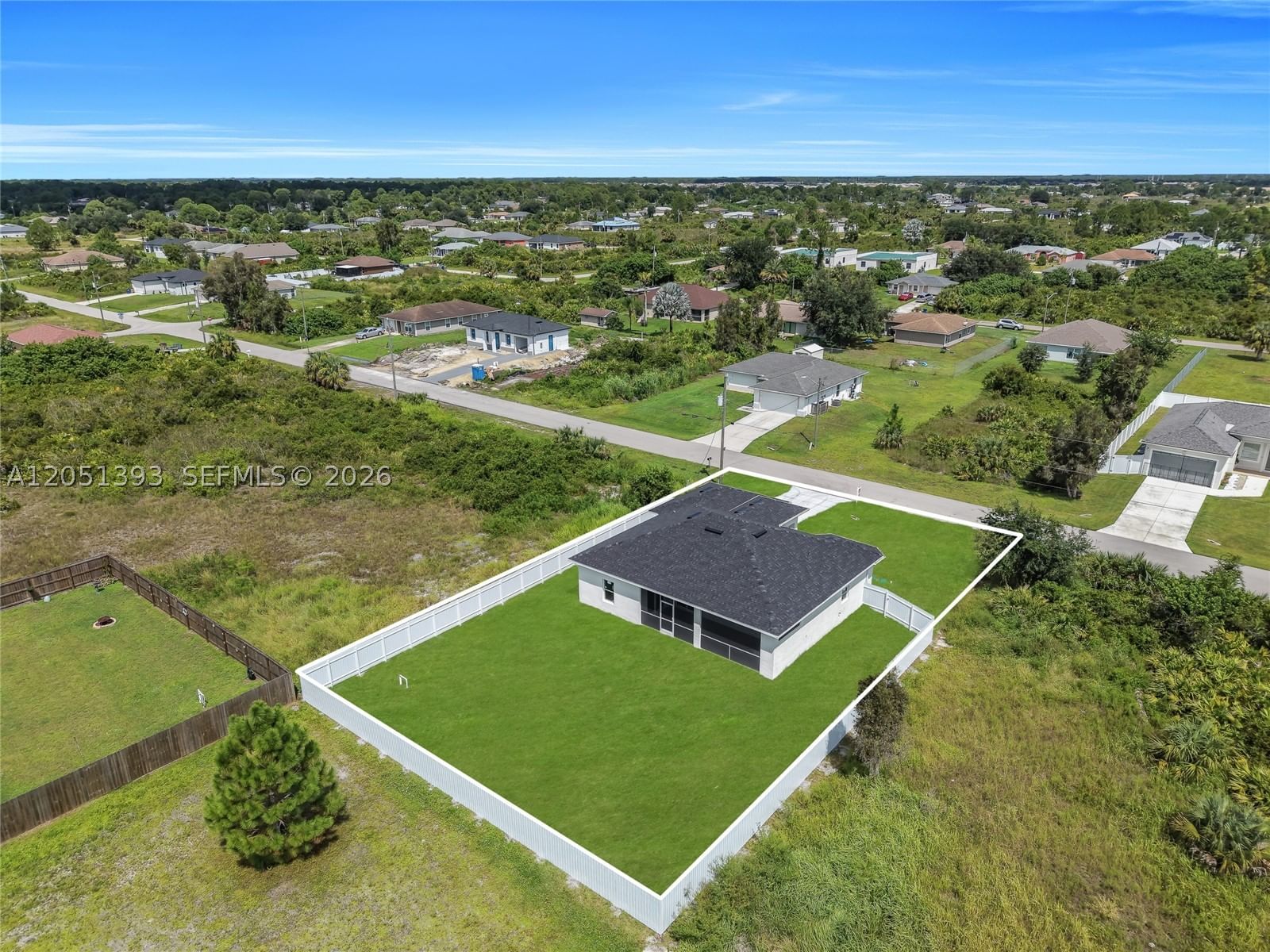 Real estate property located at 2909 63rd St W, Lee, Lehigh Acres, Lehigh Acres, FL