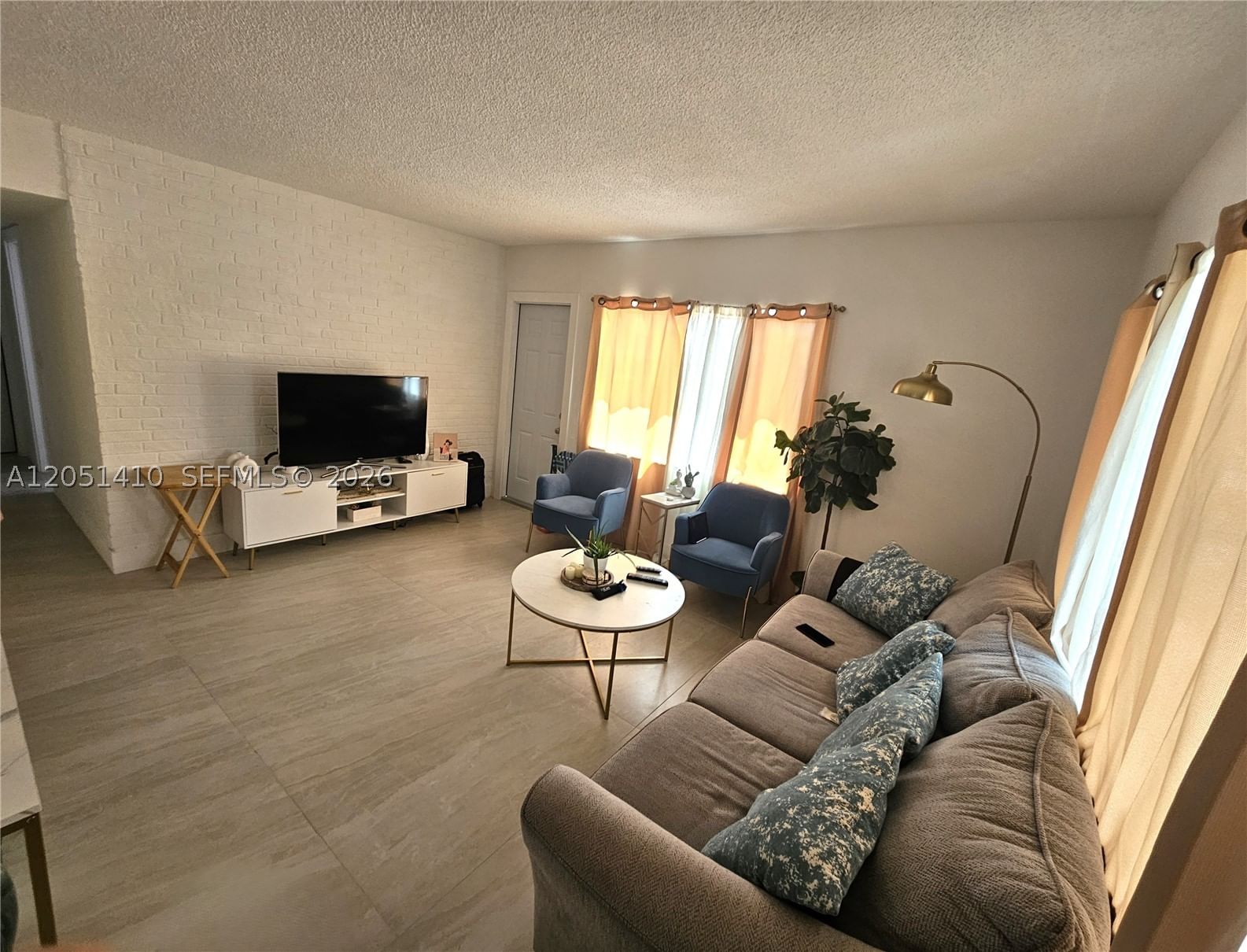 Real estate property located at 9415 38th St, Miami-dade, Central Hgts, Miami, FL