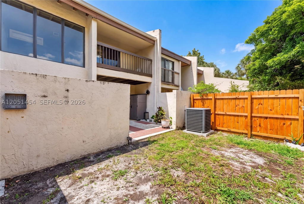 Real estate property located at 9260 16th St #9260, Broward, Everglades Sugar & Land C, Pembroke Pines, FL