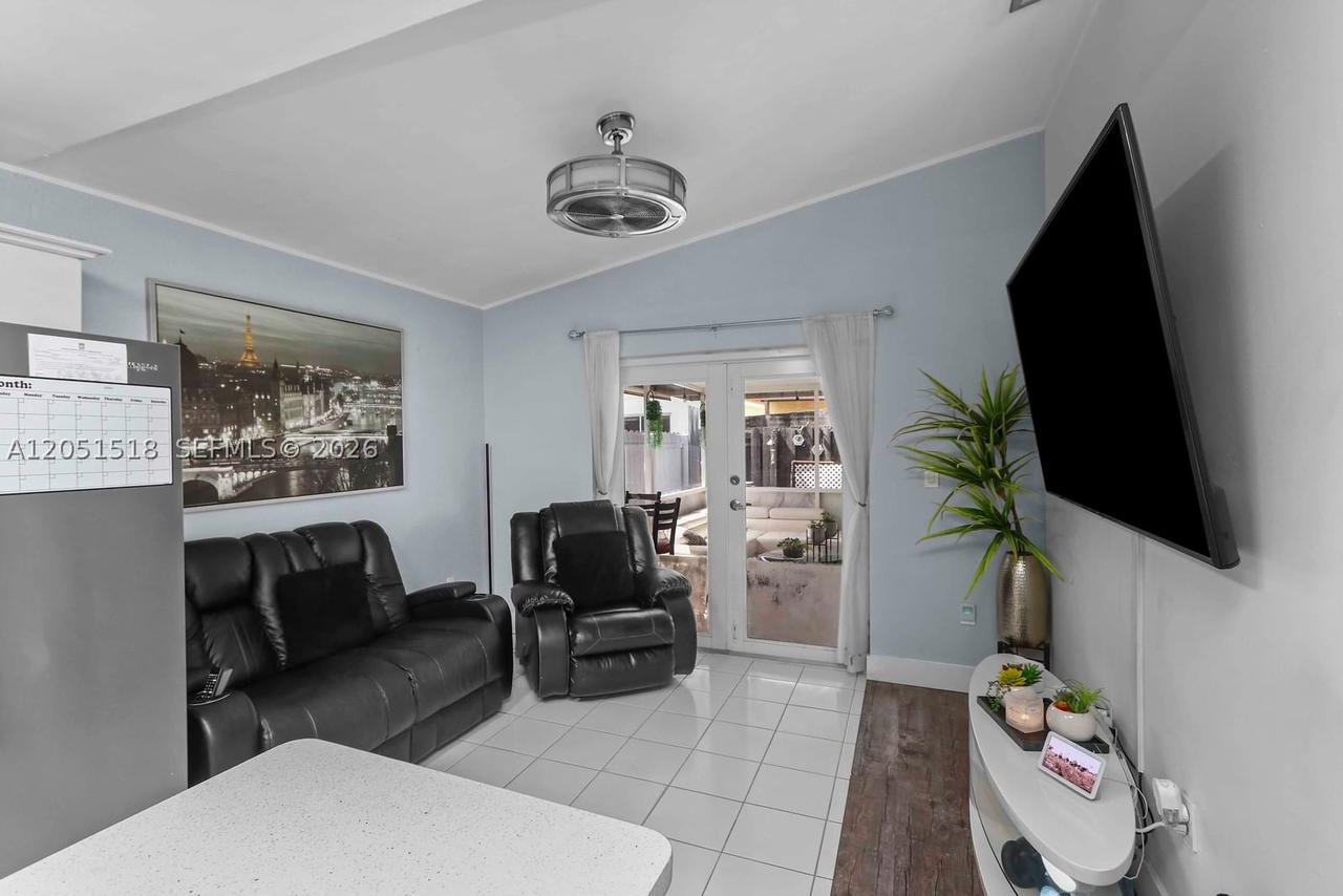 Real estate property located at 2884 75th St, Miami-dade, Amend Plt El Prado Countr, Hialeah, FL