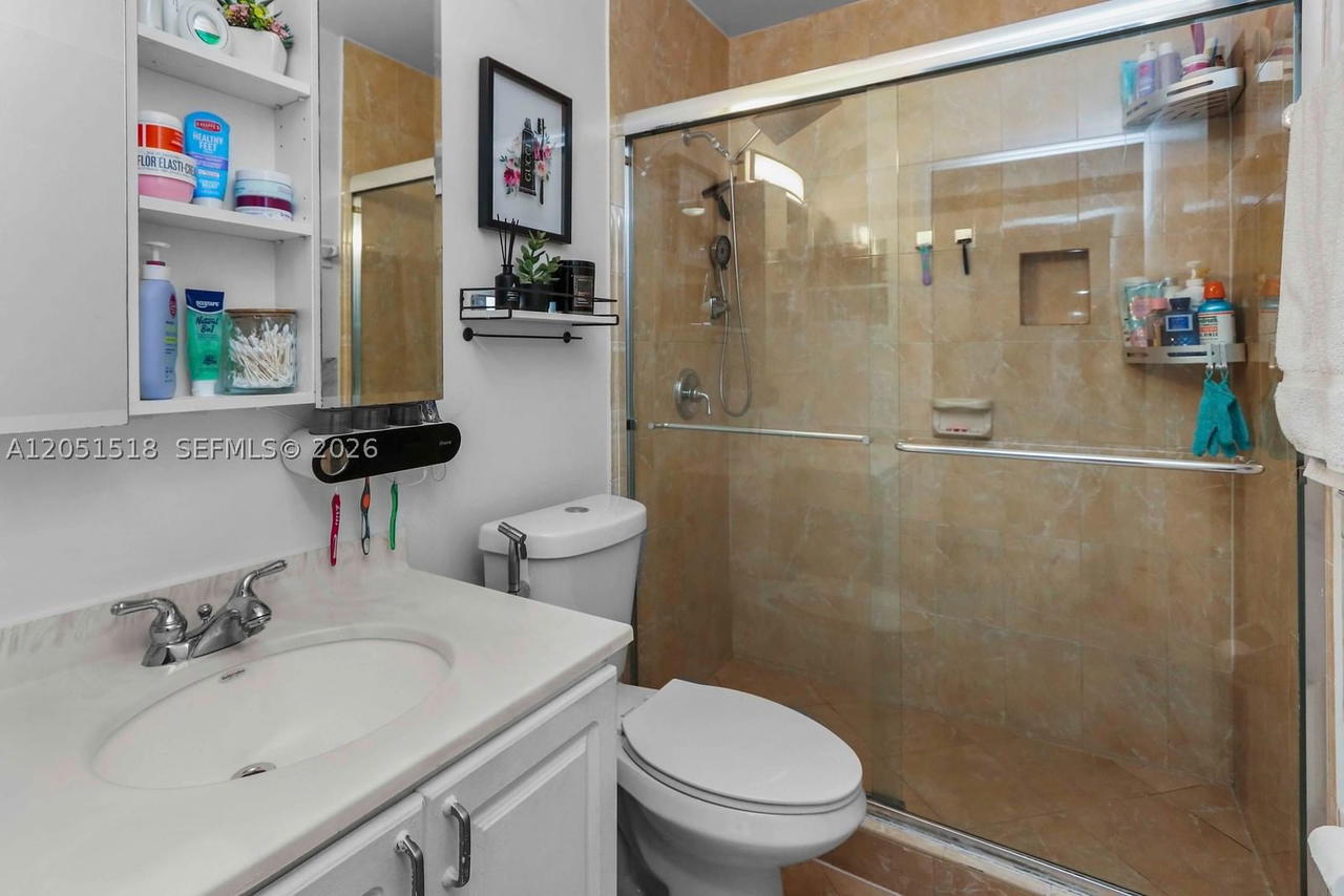 Real estate property located at 2884 75th St, Miami-dade, Amend Plt El Prado Countr, Hialeah, FL