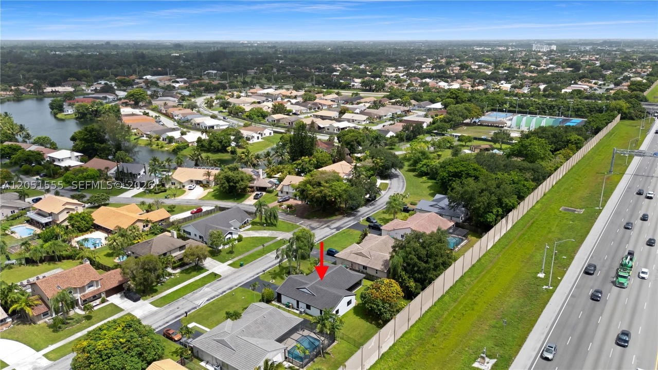 Real estate property located at 5741 Waterford Dr, Broward, Ivanhoe - Waterford, Davie, FL