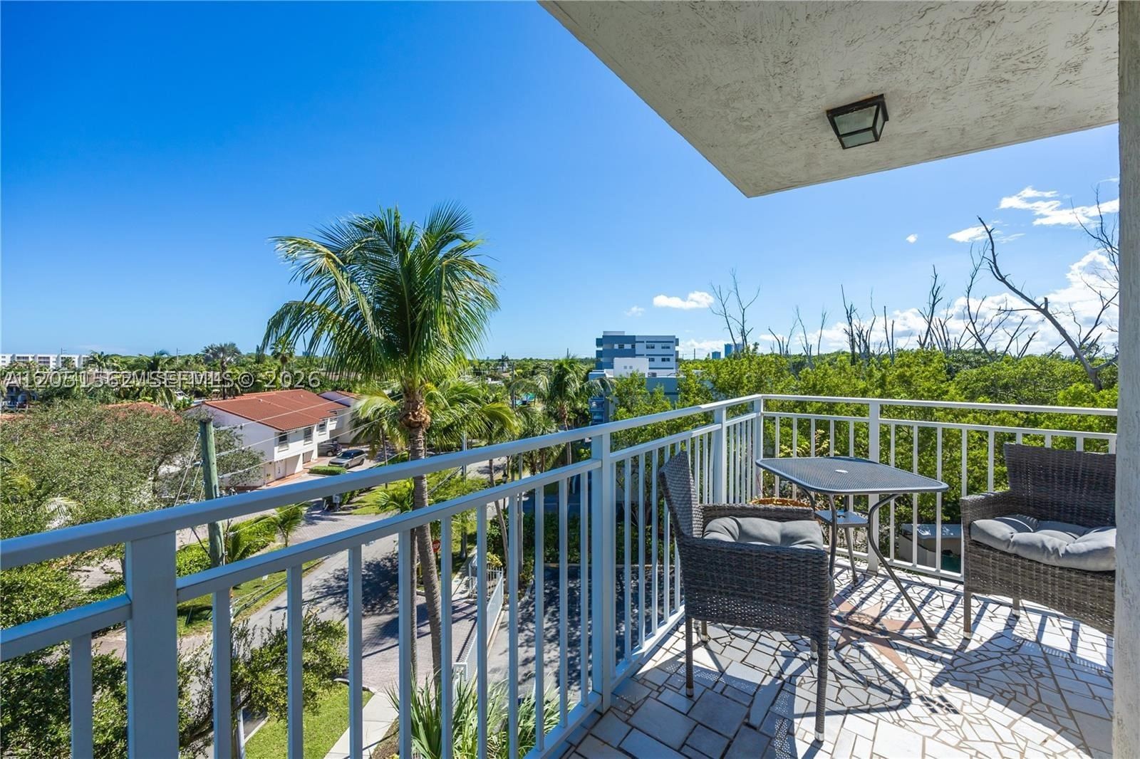 Real estate property located at 16590 26th Ave #502, Miami-dade, Vista On The Bay Condo, North Miami Beach, FL