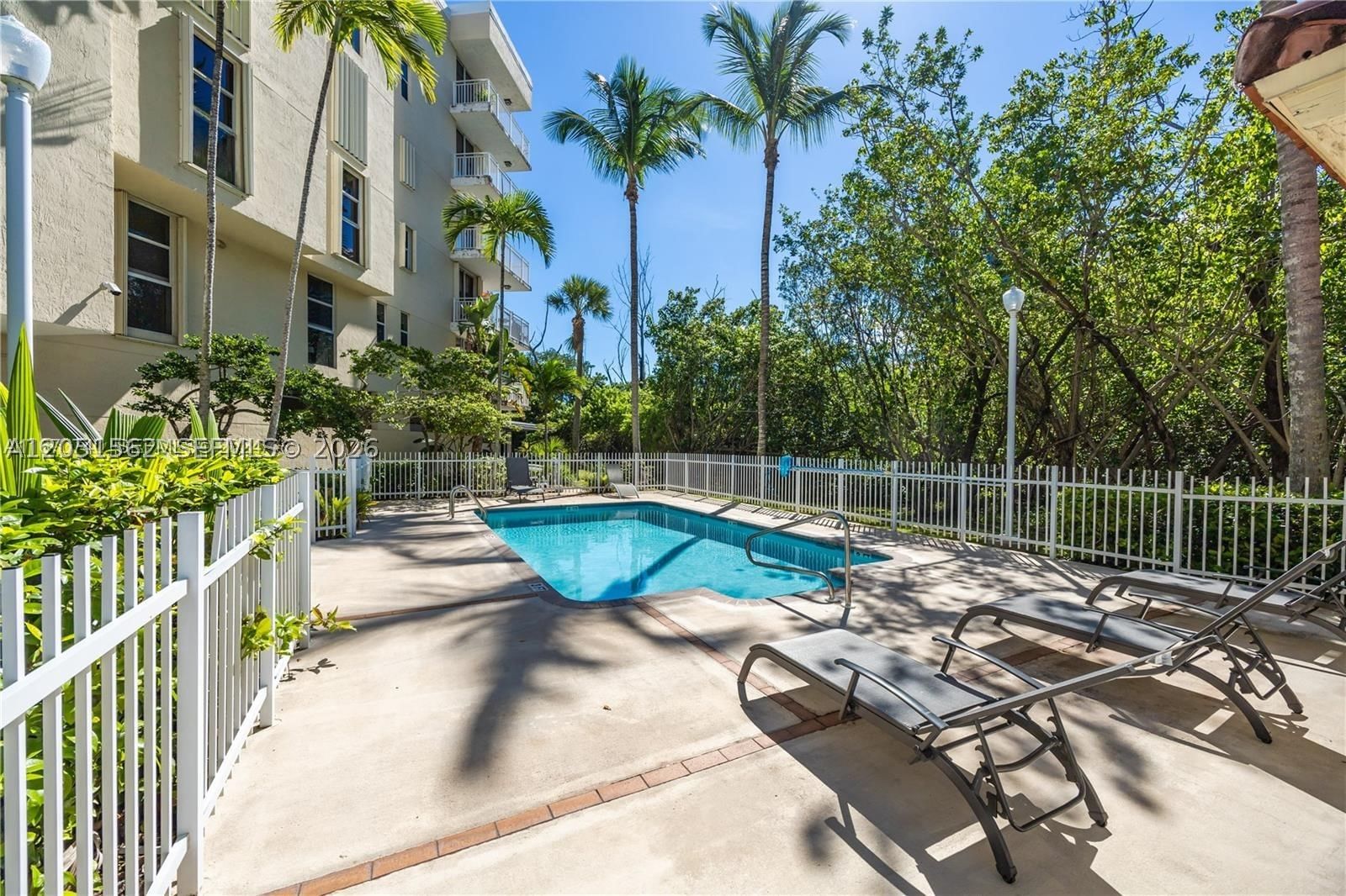 Real estate property located at 16590 26th Ave #502, Miami-dade, Vista On The Bay Condo, North Miami Beach, FL