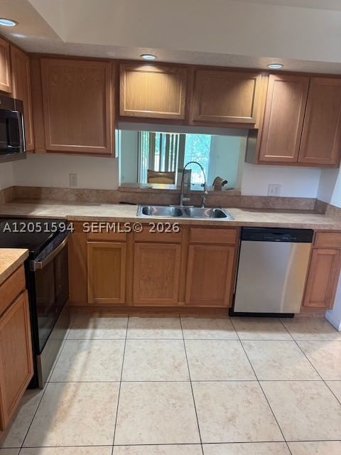 Real estate property located at 100 130th Ter #308C, Broward, Lancaster At Century Vill, Pembroke Pines, FL