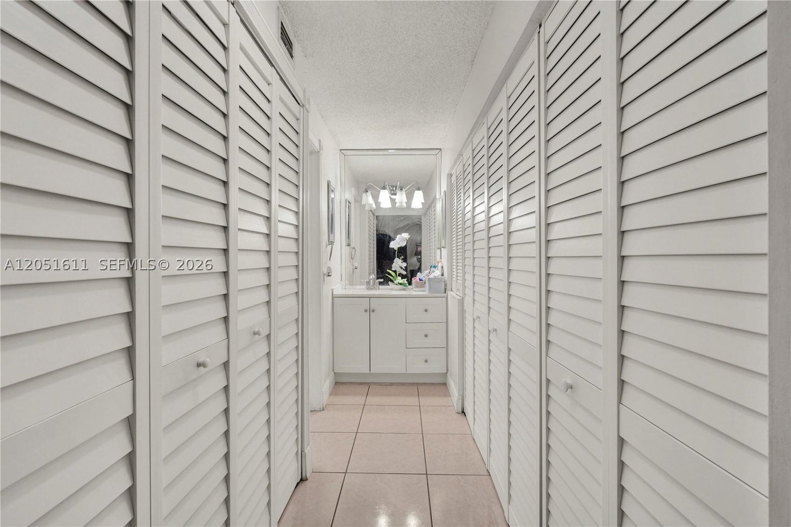 Real estate property located at 1755 60th St D204, Miami-dade, Los Suenos Condo, Hialeah, FL