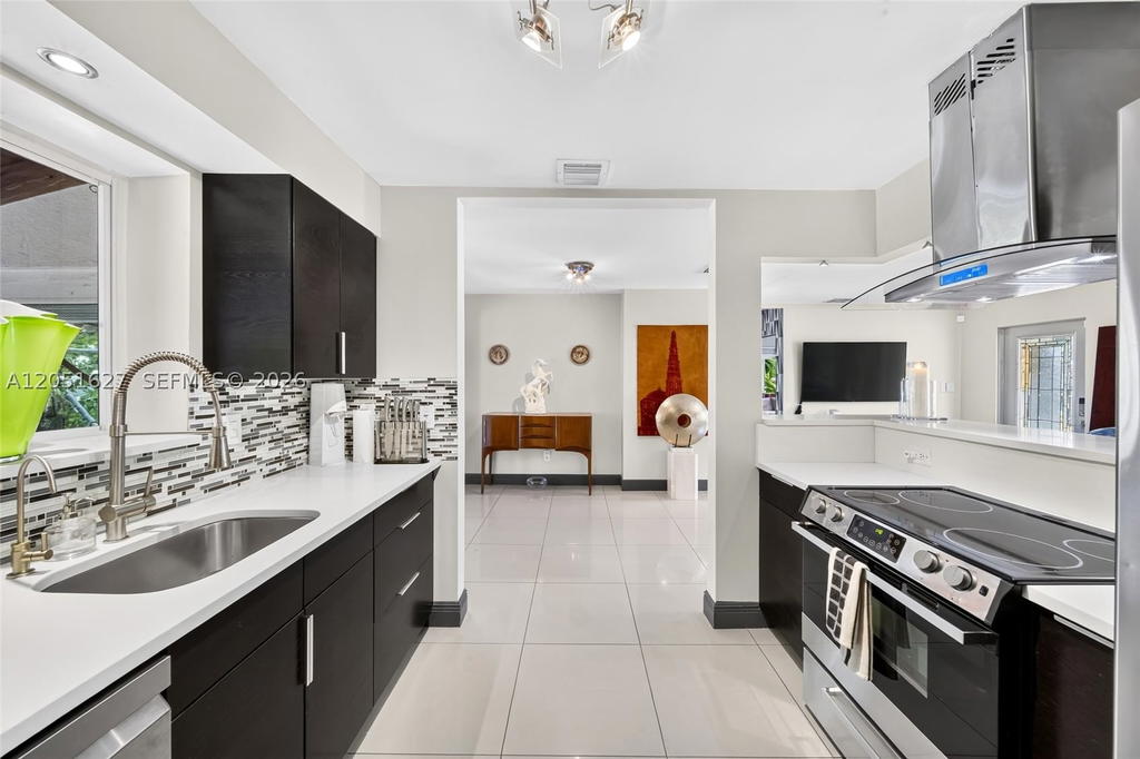 Real estate property located at 467 129th St, Miami-dade, Griffing Bisc Park Est, North Miami, FL