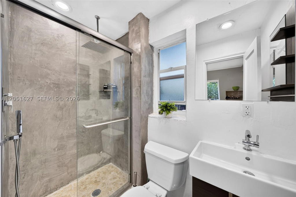 Real estate property located at 467 129th St, Miami-dade, Griffing Bisc Park Est, North Miami, FL