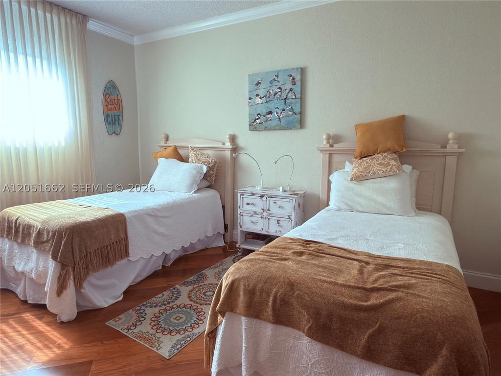 Real estate property located at 19380 Collins Ave #404, Miami-dade, Oceanview Building B Cond, Sunny Isles Beach, FL