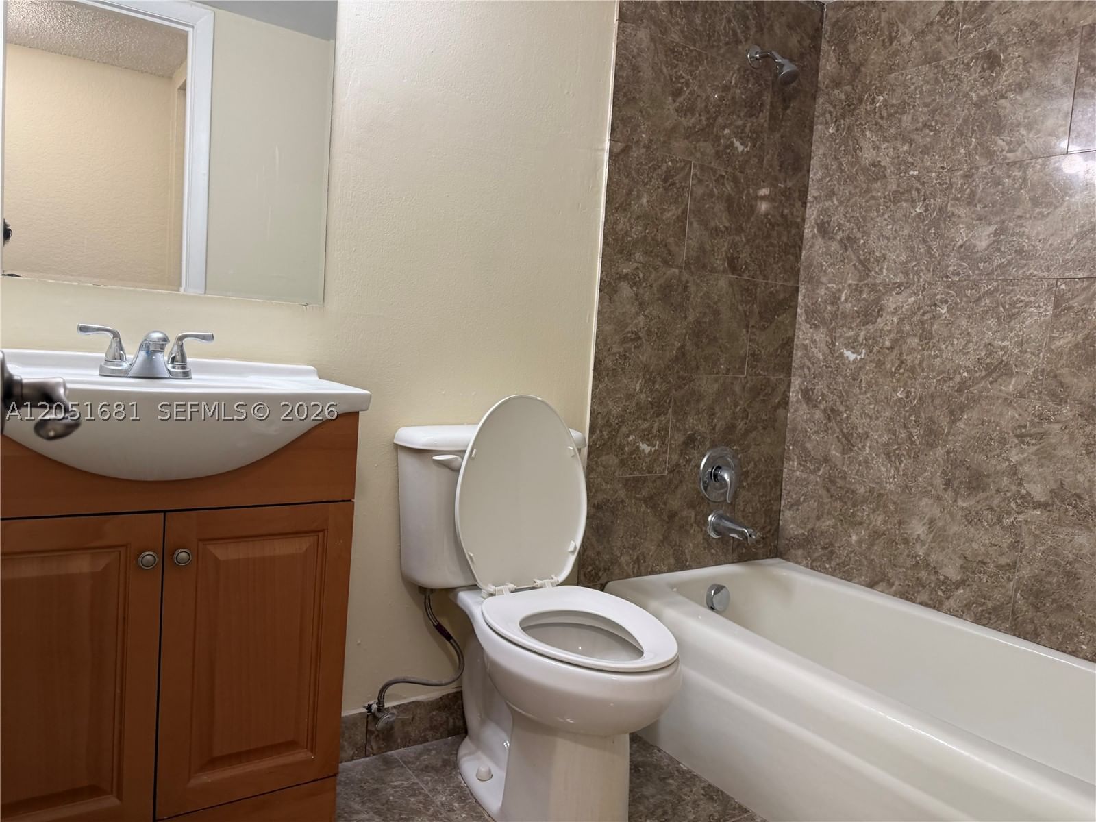 Real estate property located at 10701 Royal Palm Blvd #2, Broward, Villa Madrid I Condo, Coral Springs, FL