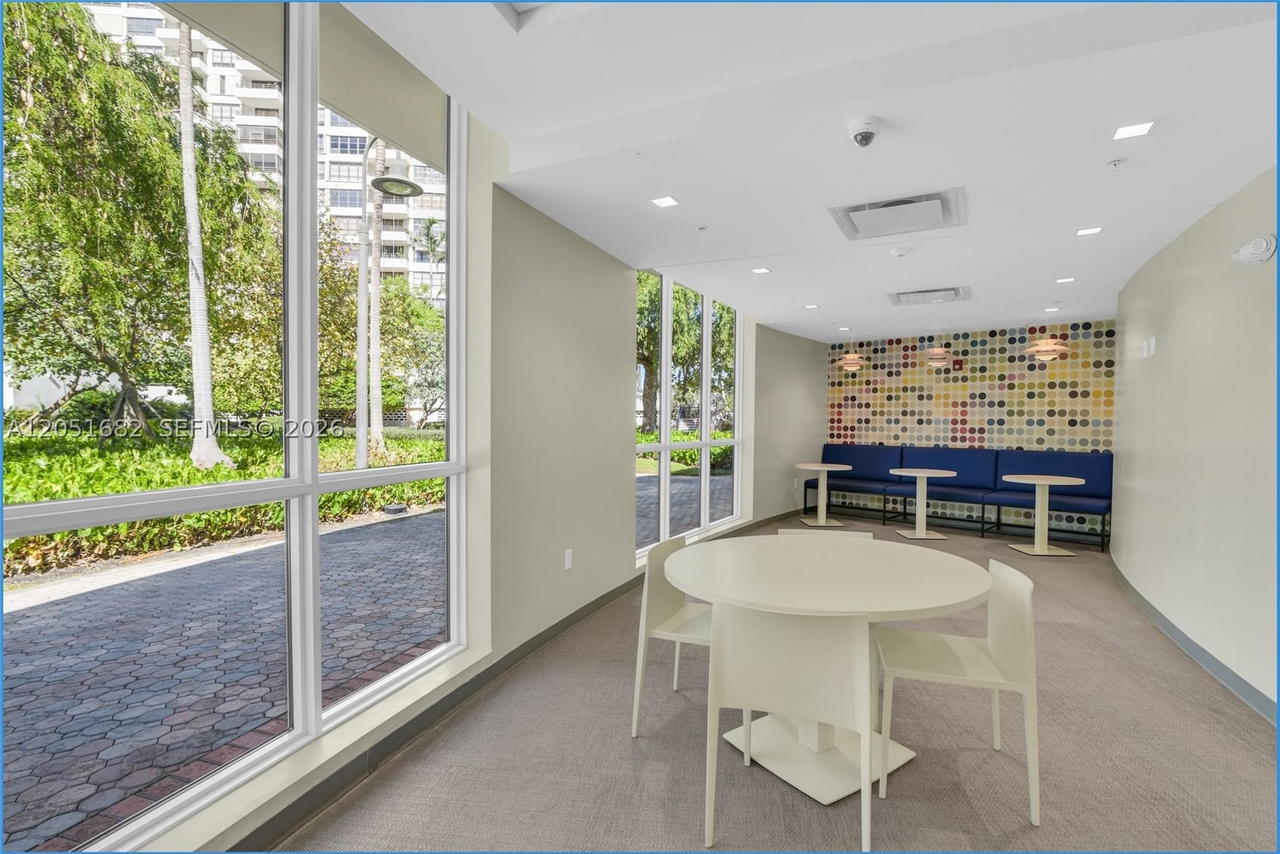 Real estate property located at 2500 Parkview Dr #2411, Broward, Olympus Condo Phase, Hallandale Beach, FL