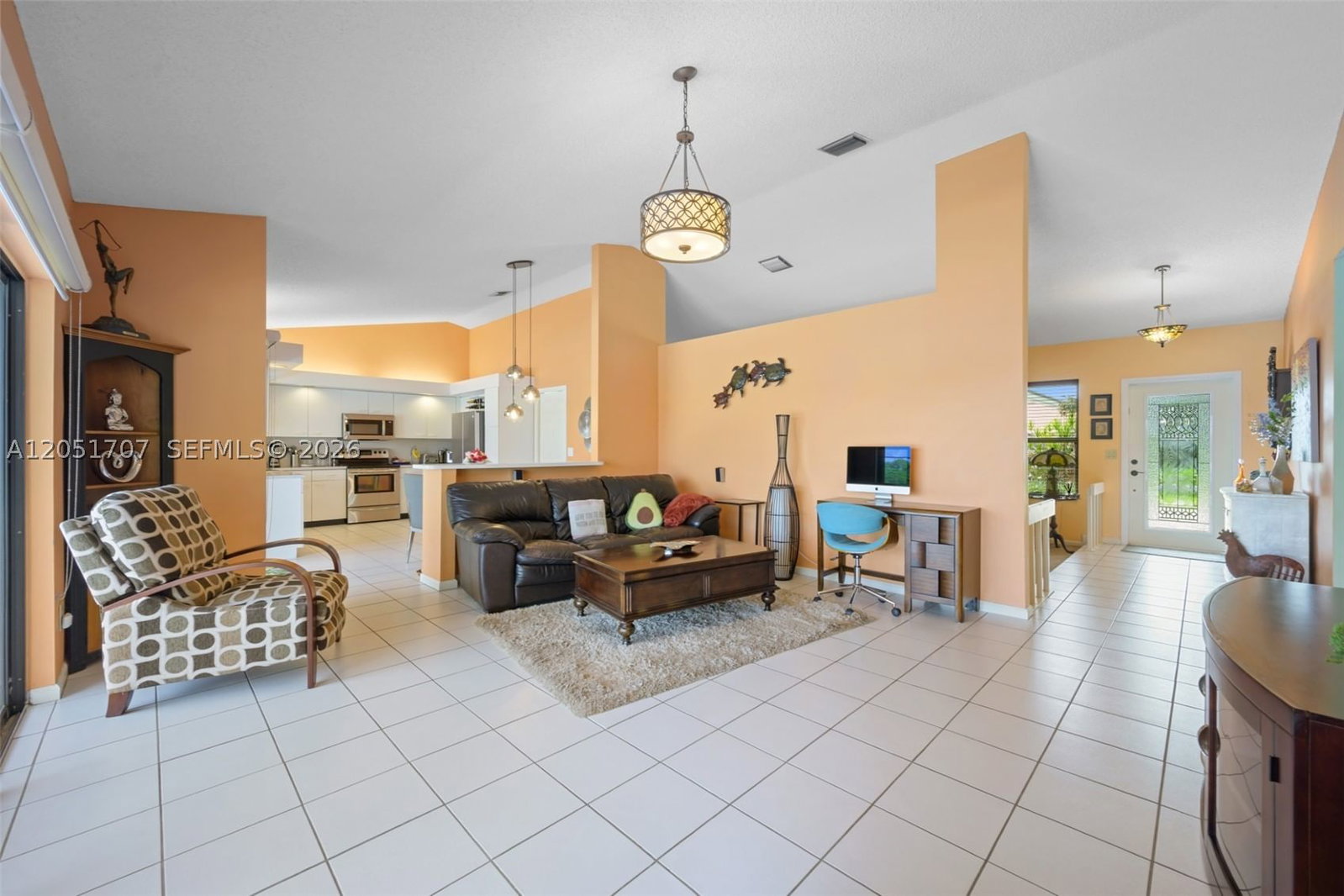 Real estate property located at 5521 Hawkes Bluff Ave, Broward, Hawkes Bluff, Davie, FL