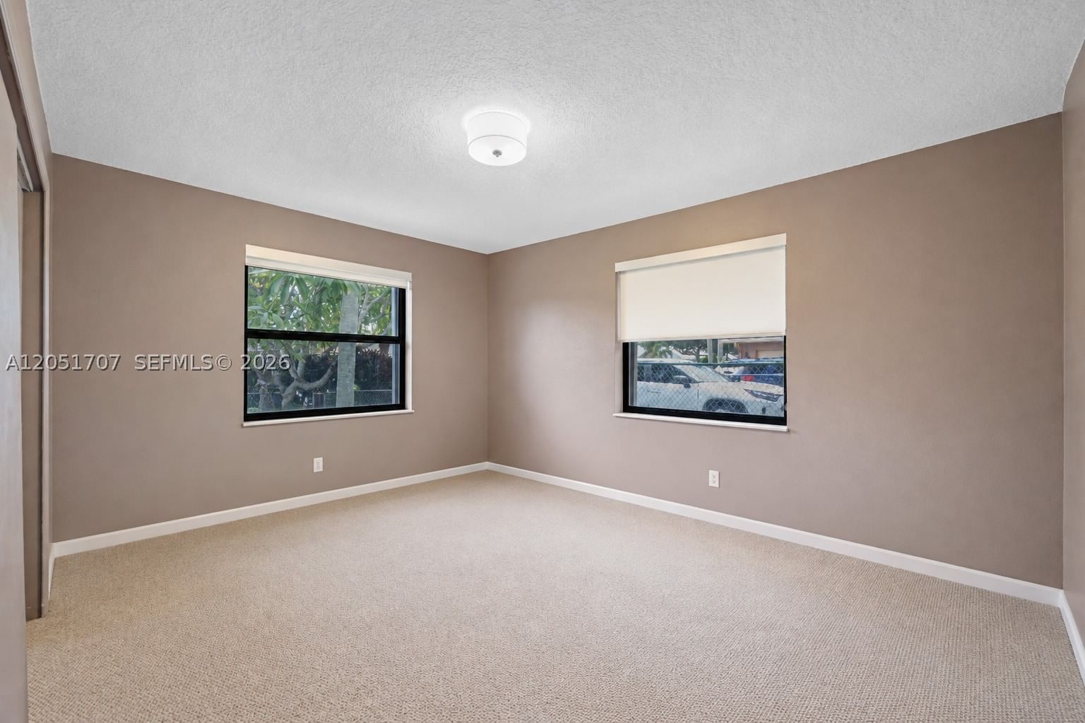 Real estate property located at 5521 Hawkes Bluff Ave, Broward, Hawkes Bluff, Davie, FL