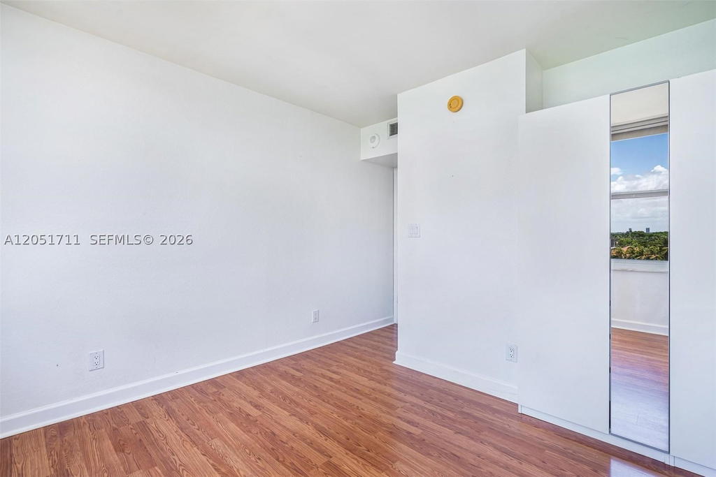 Real estate property located at 5600 Collins Ave #7J, Miami-dade, 5600 Condo, Miami Beach, FL