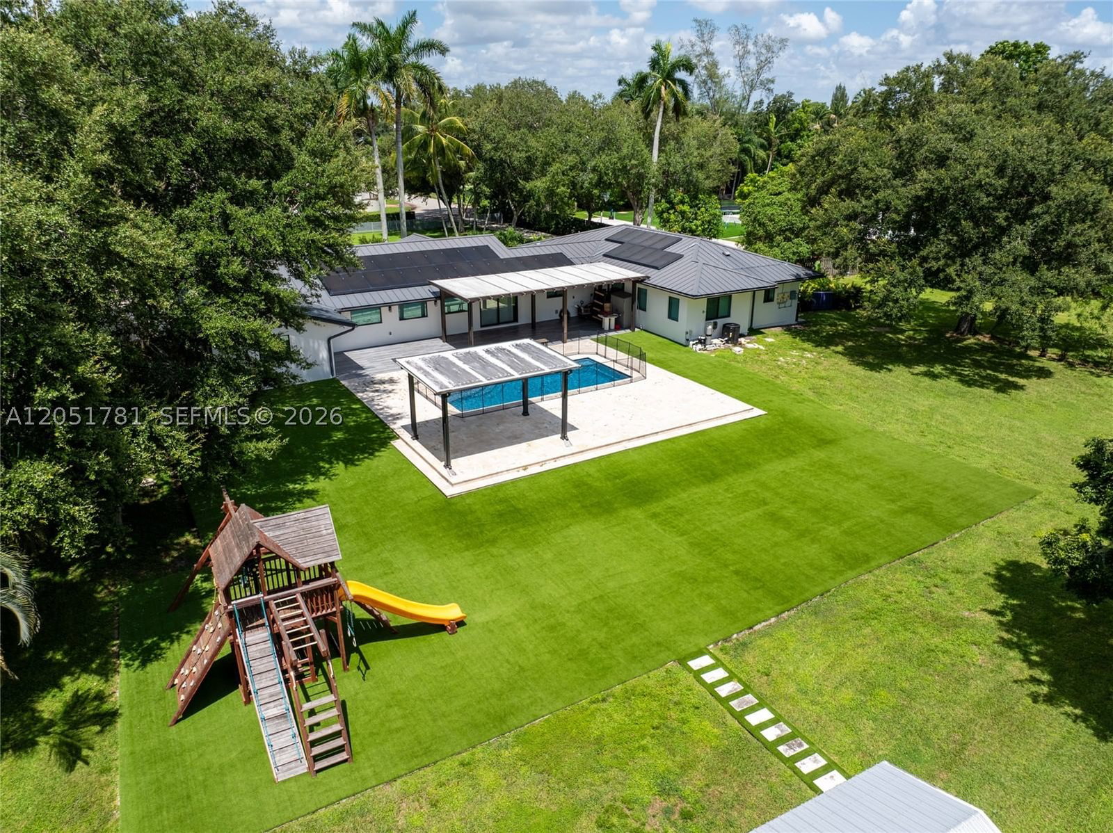 Real estate property located at 2700 116th Ave, Broward, Majestic Grove, Davie, FL