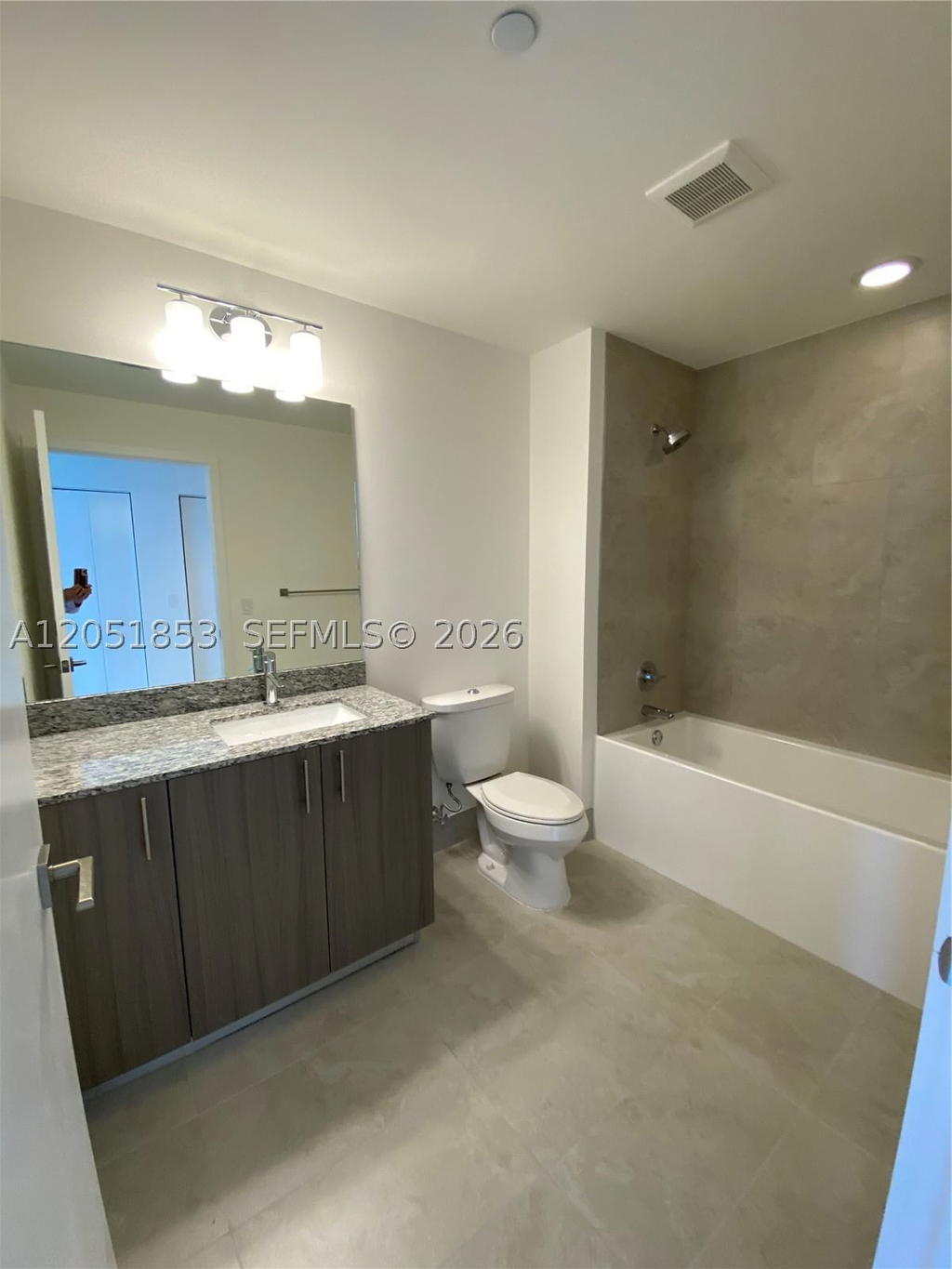 Real estate property located at 5350 84th Ave #706, Miami-dade, 5350 Park Condo, Doral, FL