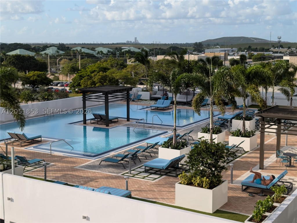 Real estate property located at 5350 84th Ave #706, Miami-dade, 5350 Park Condo, Doral, FL
