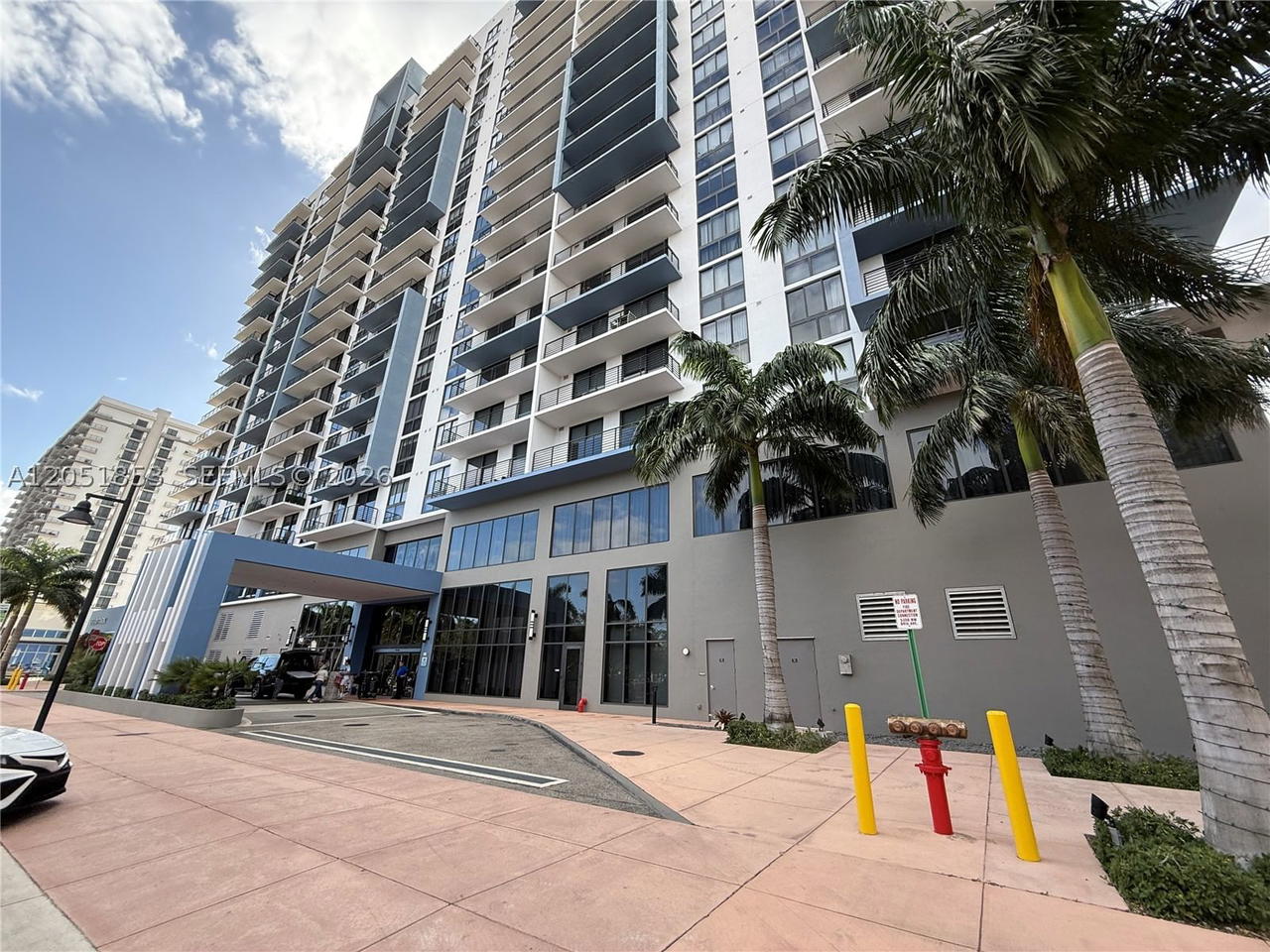 Real estate property located at 5350 84th Ave #706, Miami-dade, 5350 Park Condo, Doral, FL